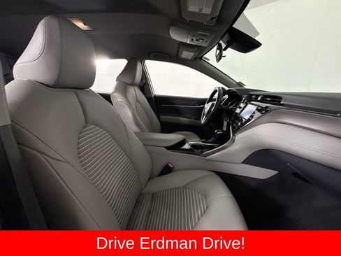 Used 2020 Toyota Camry SE FWD image 25