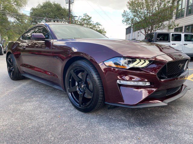 Used 2018 Ford Mustang GT Premium w/ Black Accent Package RWD image 7