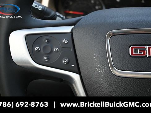 New 2024 GMC Terrain SLT w/ Elevation Edition image 31