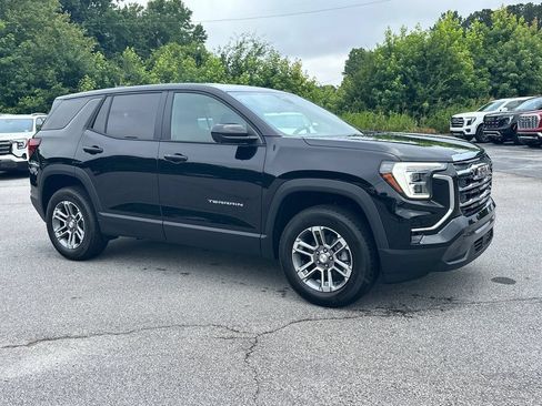New 2026 GMC Terrain Elevation w/ Technology Package II FWD image 4
