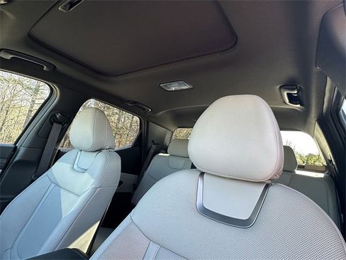 Used 2025 Hyundai Santa Cruz Limited image 32