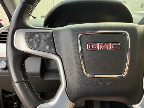 Used 2020 GMC Yukon SLT image 12