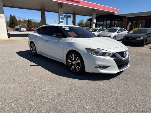 Used 2017 Nissan Maxima 3.5 SV image 4