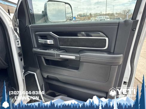 Used 2019 RAM 3500 Laramie AWD/4WD image 14