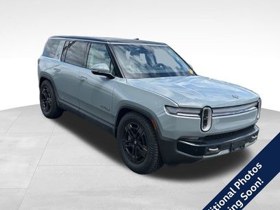 Used 2025 Rivian R1S Adventure