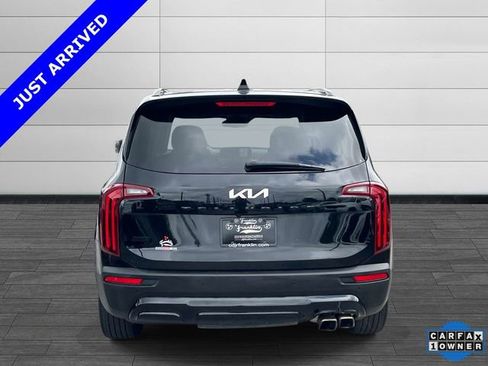 Used 2022 Kia Telluride EX w/ EX Premium Package AWD/4WD image 4