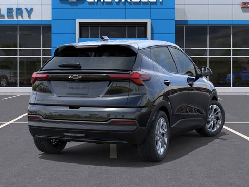 New 2027 Chevrolet Bolt LT w/ Comfort Package FWD image 4