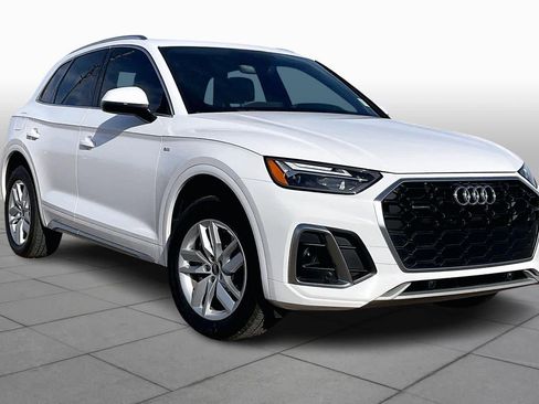 Used 2023 Audi Q5 2.0T Premium image 2