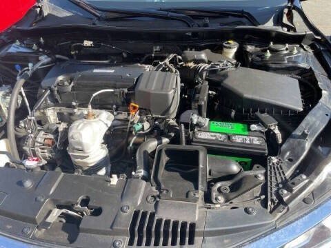 Used 2016 Honda Accord LX image 4