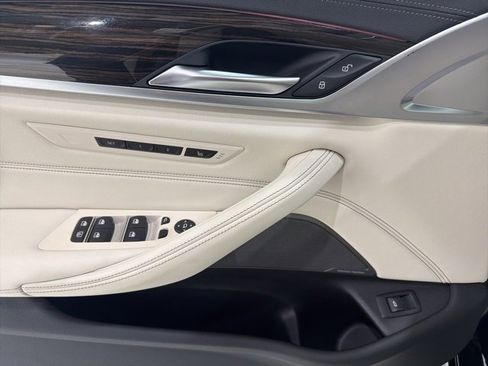 Certified 2023 BMW M550i xDrive M550i xDrive w/ Executive Package image 11