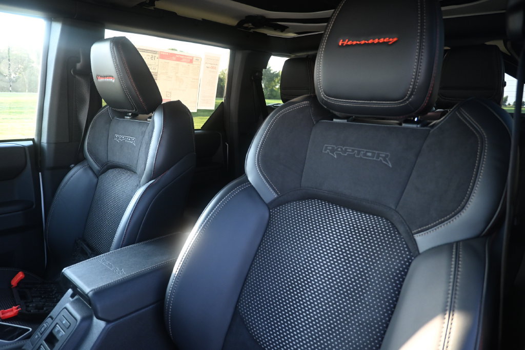 New 2026 Ford Bronco Raptor w/ Interior Carbon Fiber Pack AWD/4WD image 46