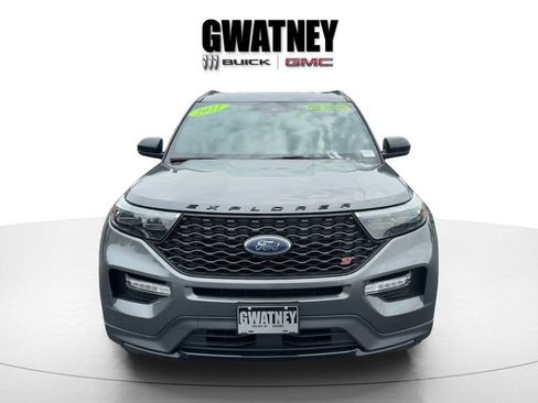 Used 2022 Ford Explorer ST AWD/4WD image 2