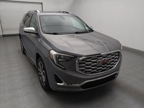 Used 2019 GMC Terrain Denali w/ Advanced Safety Package FWD image 14