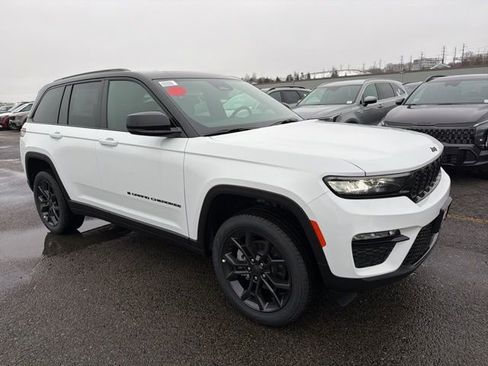 New 2025 Jeep Grand Cherokee Limited image 1