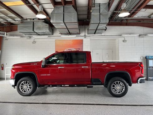 New 2026 Chevrolet Silverado 2500 LTZ w/ LTZ Convenience Package AWD/4WD image 5