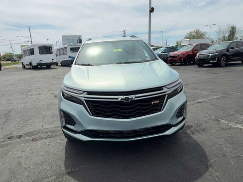 Certified 2022 Chevrolet Equinox RS w/ Infotainment Package FWD image 3