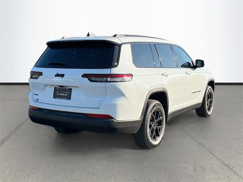 New 2025 Jeep Grand Cherokee L Altitude image 7