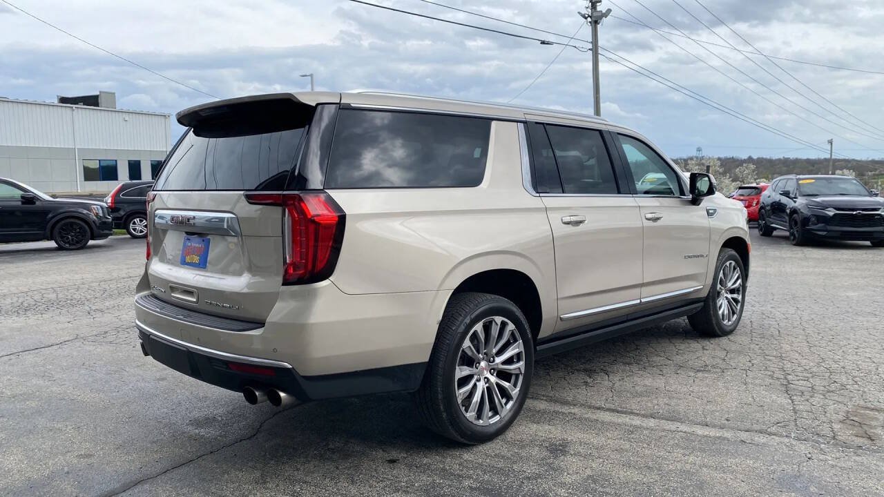 Used 2021 GMC Yukon XL Denali w/ Denali Premium Package AWD/4WD image 7