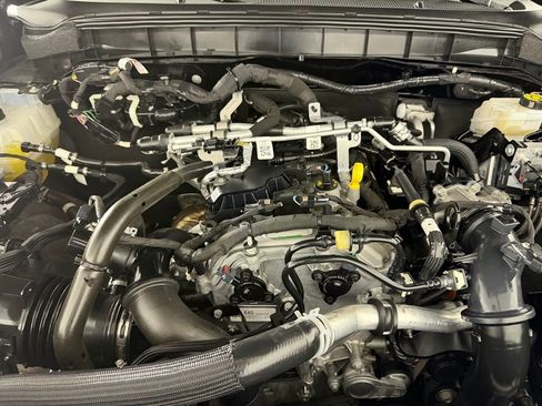 Used 2025 Ford Bronco Big Bend AWD/4WD image 34