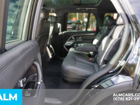 Used 2024 Land Rover Range Rover SE image 19