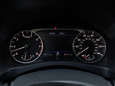 Used 2025 Nissan Altima 2.5 SV FWD image 35