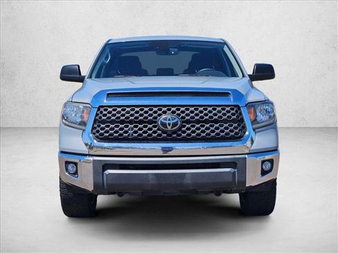 Used 2021 Toyota Tundra SR5 w/ SR5 Upgrade Package image 2