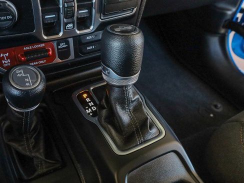 Used 2024 Jeep Wrangler Willys image 20