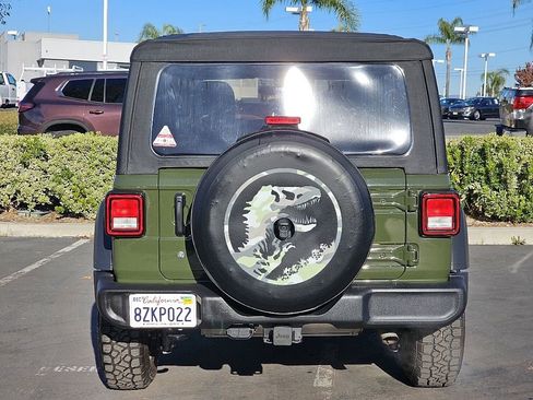 Used 2021 Jeep Wrangler Unlimited Sport image 12