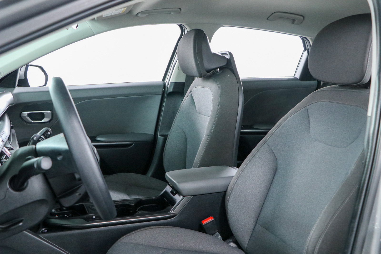 Used 2025 Kia K4 FWD image 23