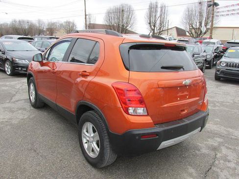Used 2016 Chevrolet Trax LT w/ LT Convenience Package AWD/4WD image 5