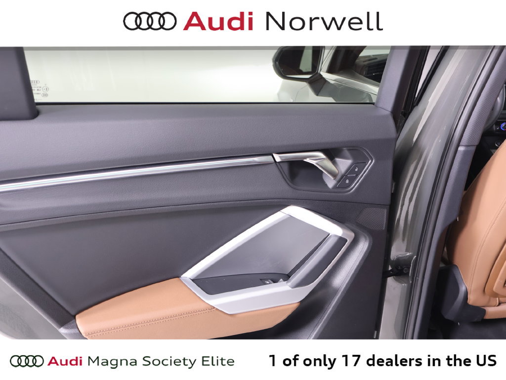Certified 2024 Audi Q3 2.0T Premium Plus w/ Premium Plus Package AWD/4WD image 21