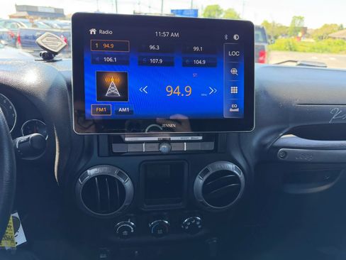 Used 2014 Jeep Wrangler Unlimited Sport AWD/4WD image 17