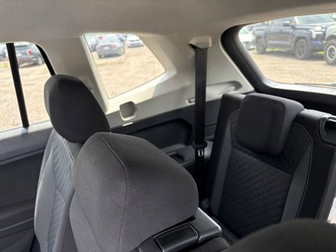 Used 2021 Volkswagen Tiguan S FWD image 15