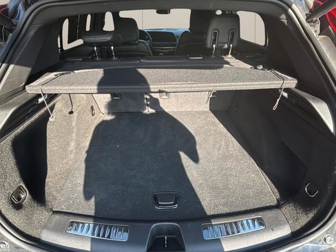 Used 2024 Cadillac XT4 Premium Luxury image 14