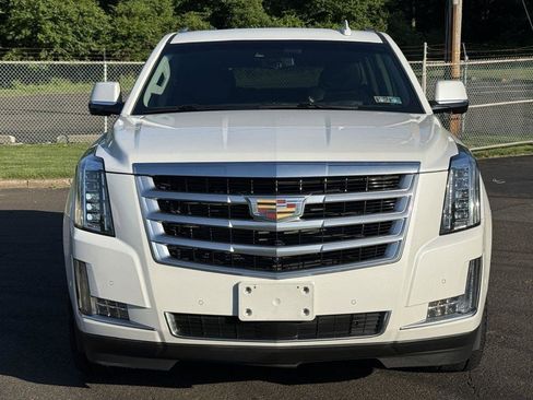 Used 2017 Cadillac Escalade Premium Luxury AWD/4WD image 3