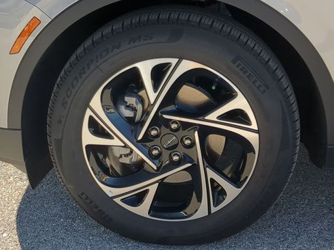 New 2026 Lincoln Nautilus Premier w/ Equipment Group 102A image 9