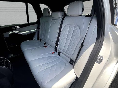 Used 2023 BMW X5 sDrive40i w/ M Sport Package RWD image 13