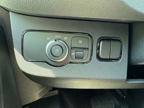 New 2025 Mercedes-Benz Sprinter 2500 image 9