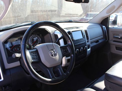 Used 2012 RAM 2500 Big Horn image 16
