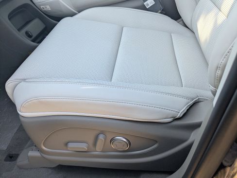 New 2026 Hyundai Palisade SEL Premium FWD image 18