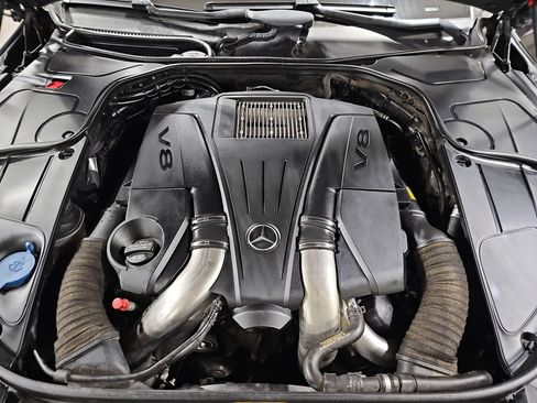 Used 2015 Mercedes-Benz S 550 Sedan image 32
