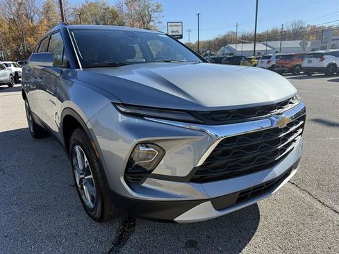 New 2026 Chevrolet Blazer LT image 9