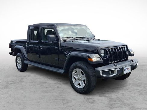 Used 2023 Jeep Gladiator Sport AWD/4WD image 7