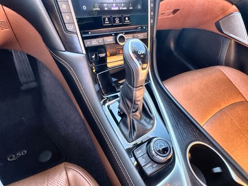 Used 2024 INFINITI Q50 Sensory image 16