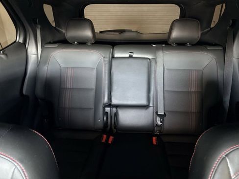 Used 2022 Chevrolet Equinox RS w/ LPO, Floor Liner Package image 36