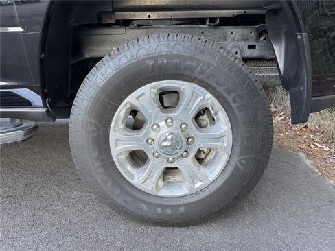 Used 2026 RAM 2500 Big Horn AWD/4WD image 11