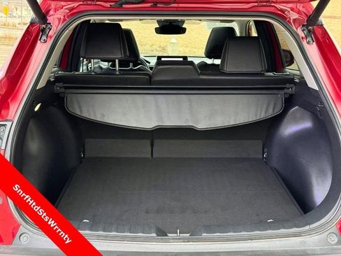 Used 2023 Toyota Corolla Cross XLE w/ Convenience Package image 9