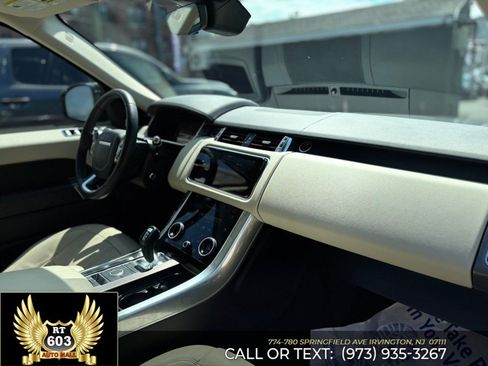 Used 2020 Land Rover Range Rover Sport HSE AWD/4WD image 18