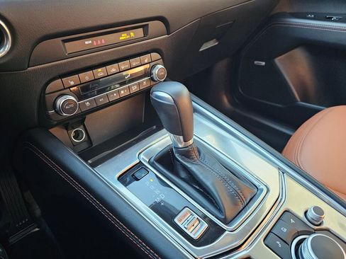 Used 2024 MAZDA CX-5 Carbon Edition image 28