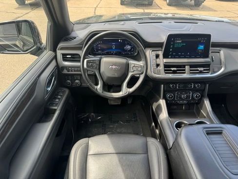 Used 2022 Chevrolet Suburban Z71 AWD/4WD image 11